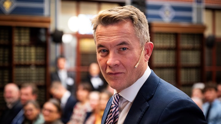 Statssekretær Andreas Motzfeldt Kravik (Ap) i Utenriksdepartementet sier Norge nå må sørge for å styrke samarbeidet internasjonalt gjennom organisasjoner som WHO når USA forsvinner.