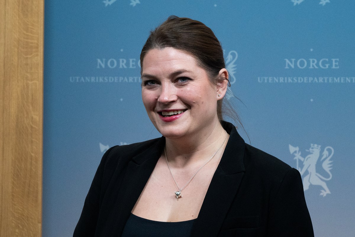Næringsminister Cecilie Myrseth påpeker at det er styrene i selskapene som har ansvar for lederlønnsutviklingen.