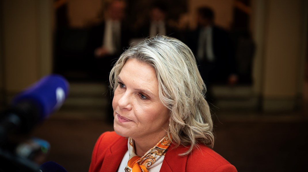 Stavrum mener at Frp-leder Sylvi Listhaug mangler samarbeidsevner.