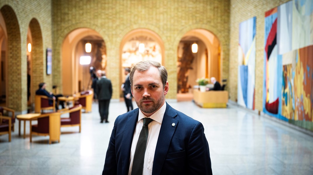 Stortingsrepresentant Bent-Joacim Bentzen (Sp) presser justisministeren om HRS-saken.