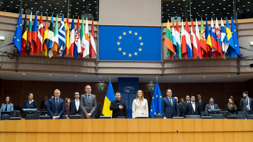 Den samlede støtten fra EU er en støtte til det ukrainske folket, en støtte til Ukrainas suverenitet og en støtte for demokrati og våre felles europeiske verdier, skriver leder av Europabevegelsen Oslo, Hana Temsamani.