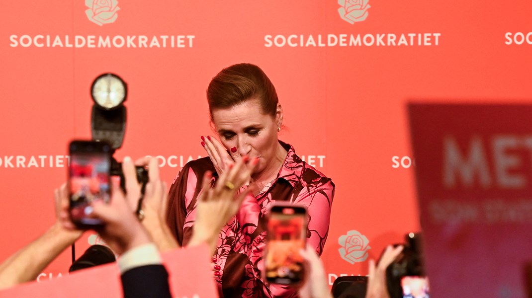 Mette Frederiksens Socialdemokratiet gjorde et brakvalg tirsdag. Helt frem til langt over midnatt så det ut til at hun ble avhengig av andre for å kunne danne flertall. Så slapp jubelen løs.&nbsp;