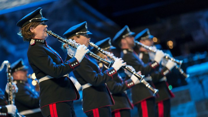 Forsvarsdepartementet mener at Forsvarets musikk bidrar til Norges forsvarsevne.