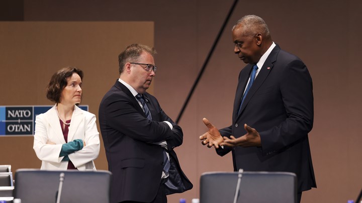 Forsvarsminister Bjørn Arild Gram med USAs forsvarsminister Lloyd Austin.