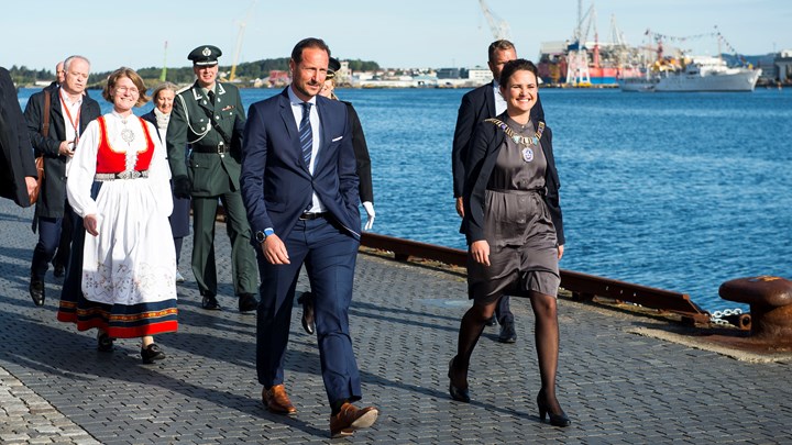 FÆRRE RESTRIKSJONER, FLERE OPPDRAG: I september 2020 tok Kari Nessa Nordtun imot kronprins Haakon, som ordfører i Stavanger. 