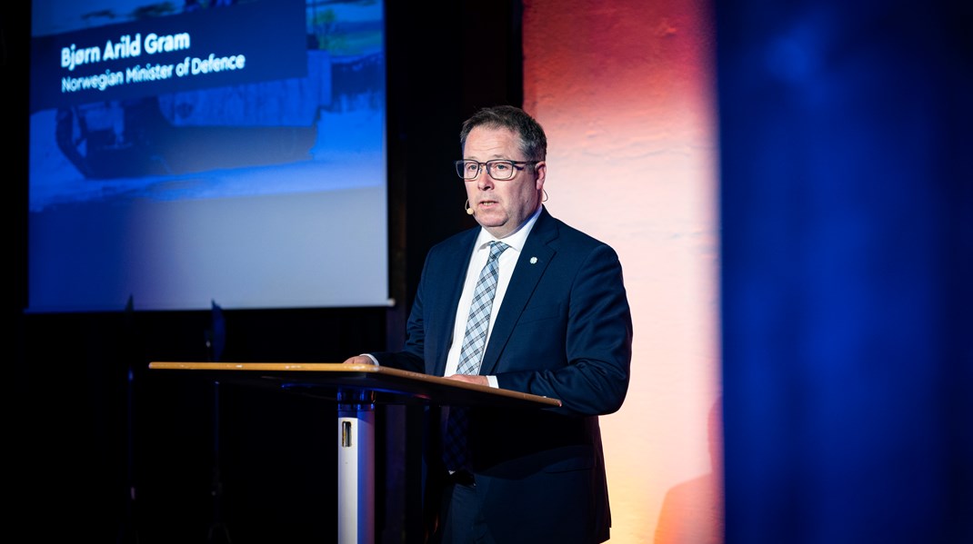 Forsvarsminister Bjørn Arild Gram (Sp).