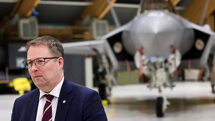 Bjørn Arild Gram var forsvarsminister frem til Senterpartiet gikk ut av regjeringen i slutten av januar i år.
