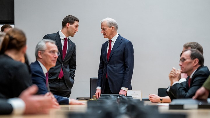 Klimaministeren og statsministeren fikk til slutt flertall for sitt klimamål. Men det ligger ikke an til et bredt forlik, slik de ønsker.
