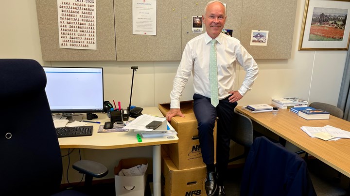 Jan Tore Sanner har møtt på Stortinget siden tidlig på 90-tallet og har en del å pakke ned.