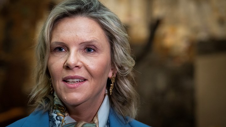 Frp-leder Sylvi Listhaug har heller ikke ligget på latsiden denne uken. 