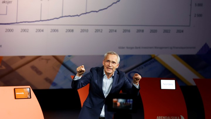 Jens Stoltenberg er bekymret for at sysselsettingen i Norge ikke vokser. 