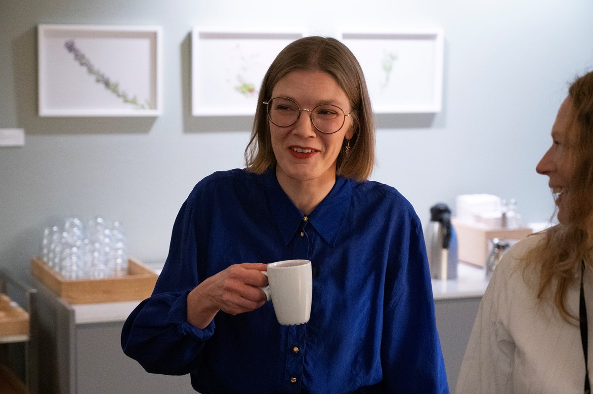 Rødt-leder Marie Sneve Martinussen er ikke imponert over Jens Stoltenbergs samfunnsøkonomisk utlegninger om arbeidslinja.