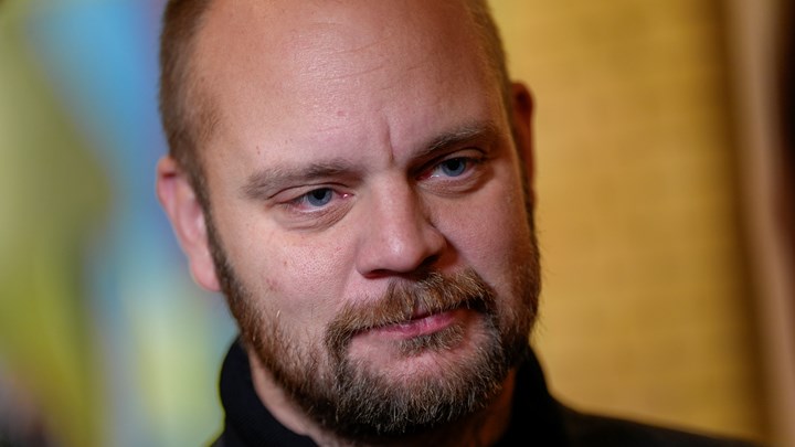 Rødts Mímir Kristjánsson skal forhandle om statsbudsjettet på vegne av partiet sitt.