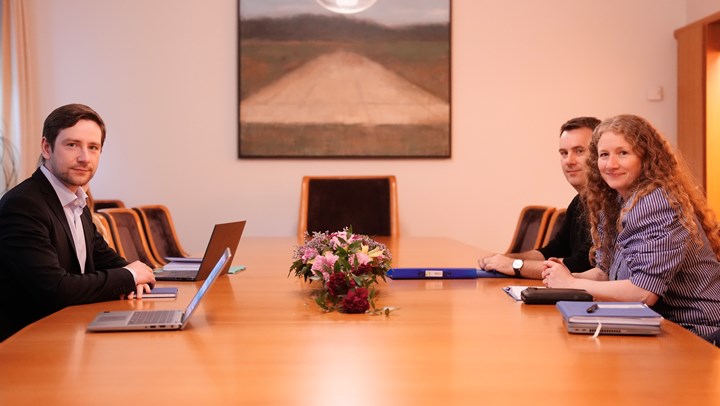 I vår forhandlet Unneland om revidert nasjonalbudsjett for SV.